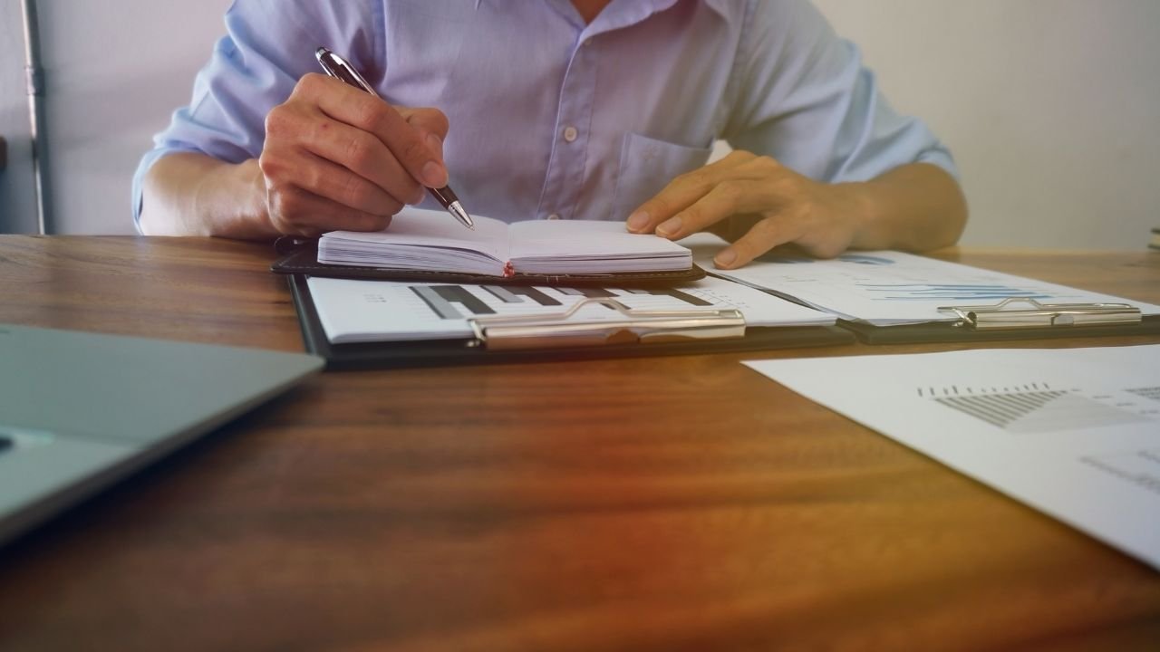 How to Analyze a Property for Investment: A Beginner’s Guide