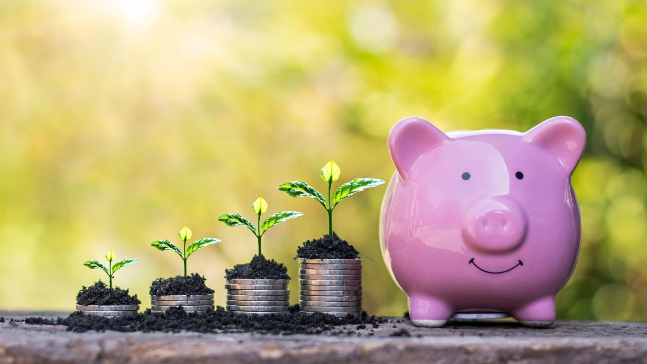 How to Create a Balanced Investment Portfolio Using Mutual Funds